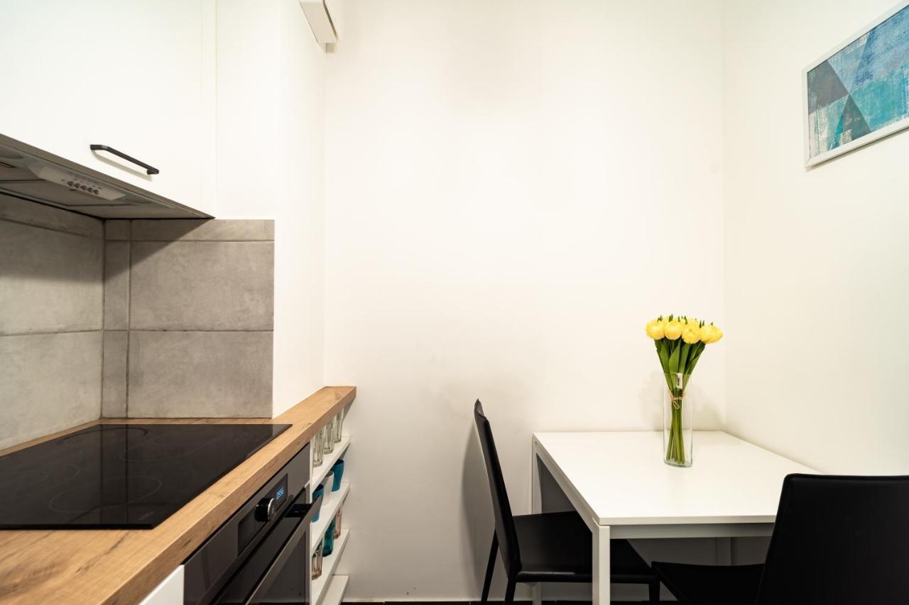 Vig Apartment - With Private Parking ブダペスト エクステリア 写真